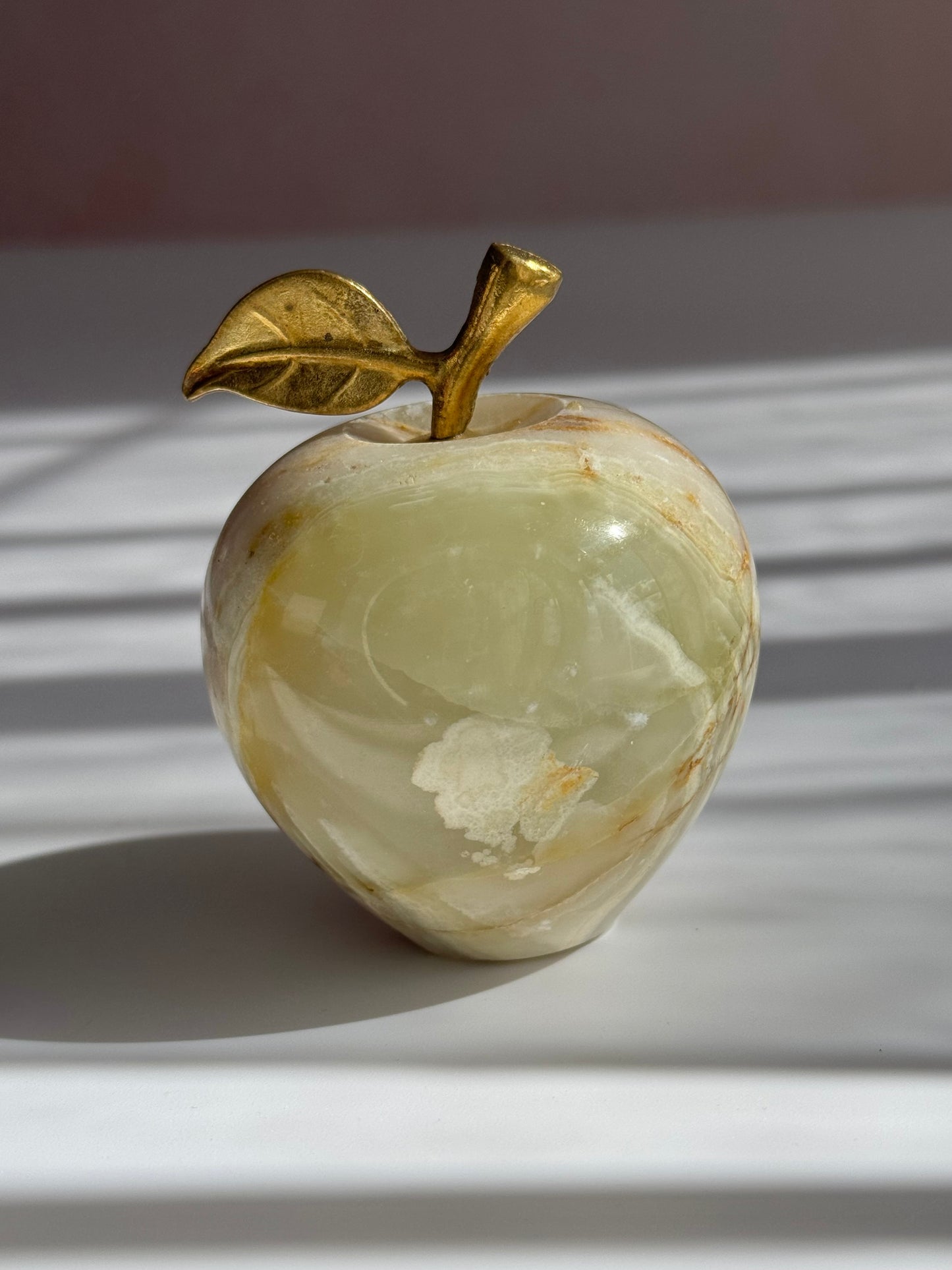 Beautiful Onyx Apple