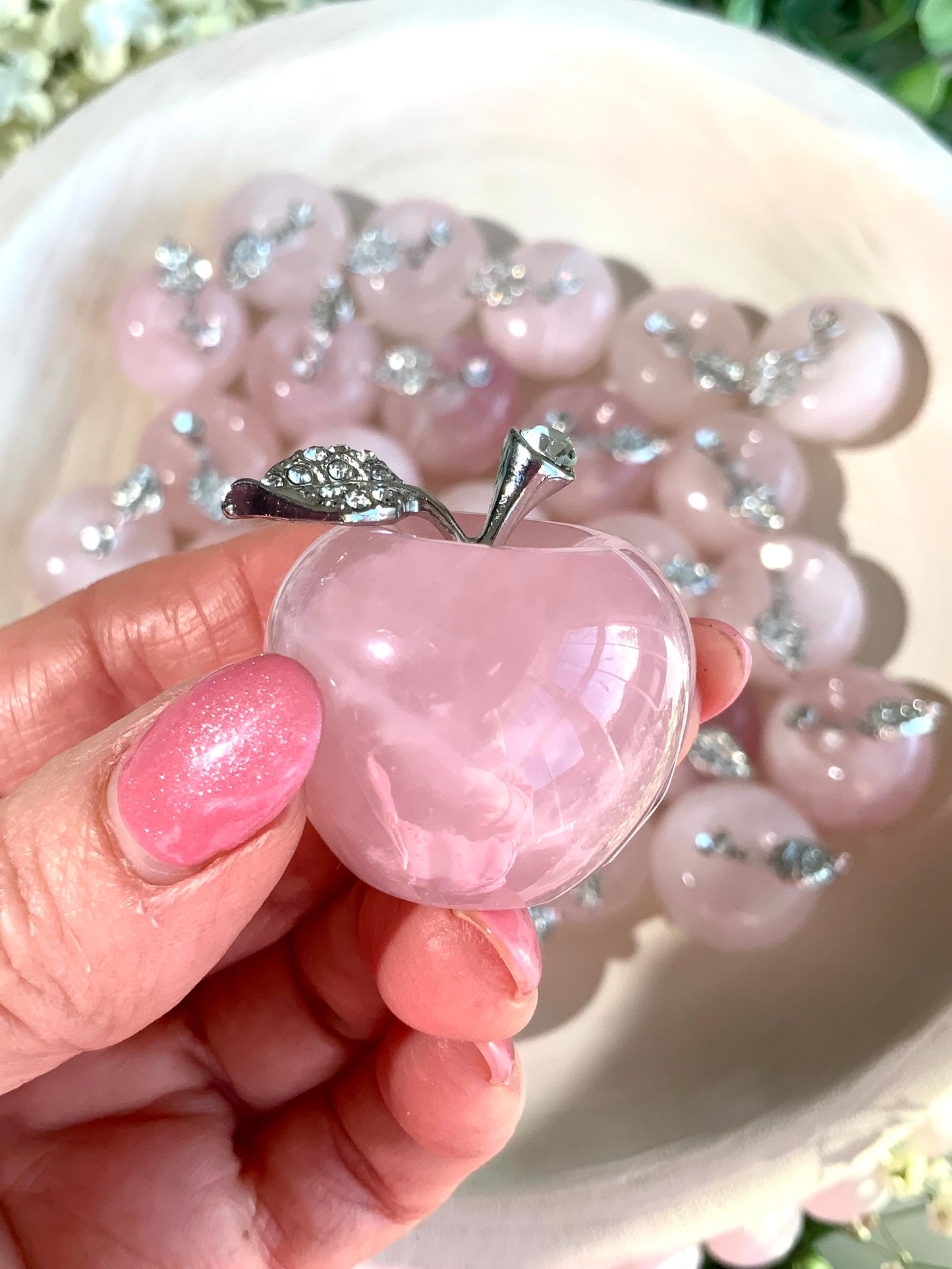 🌸 Rose Quartz Apple Carving with Silver Stem