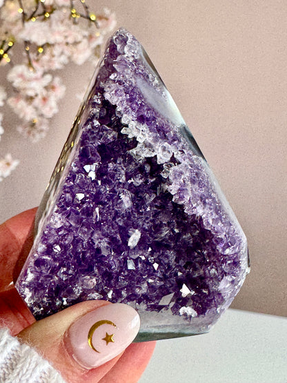 Amethyst Pyrmid