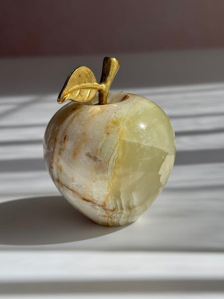 Beautiful Onyx Apple