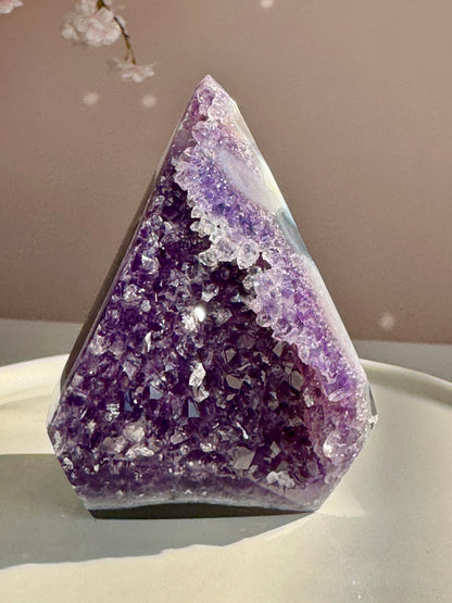 Amethyst Pyrmid
