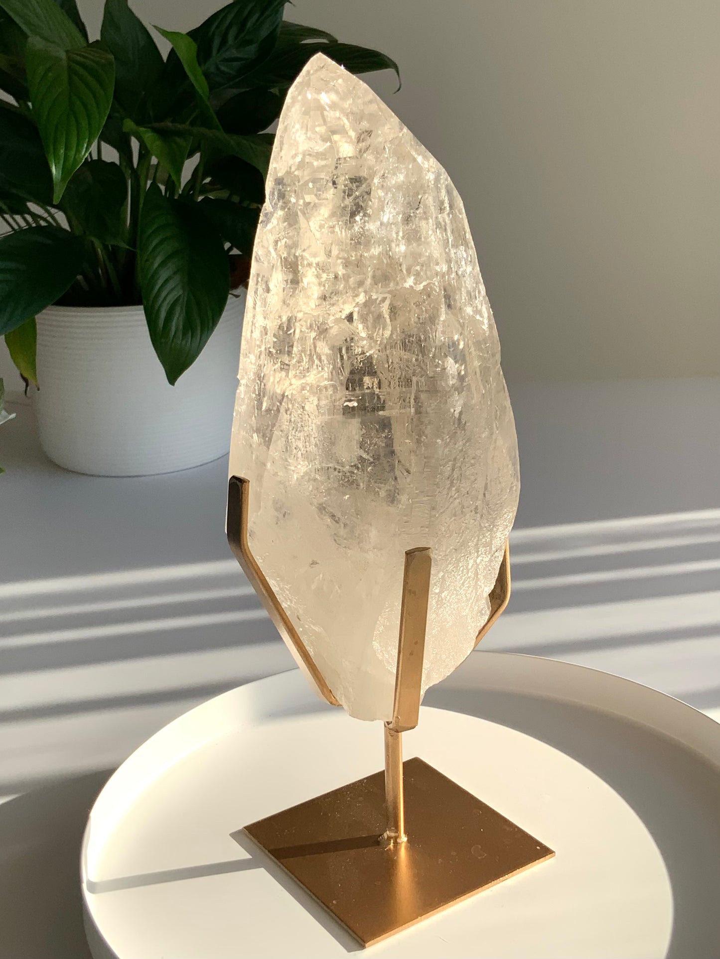 Light Citrine Quartz Tower – Self-Healed • Abundance & Renewal