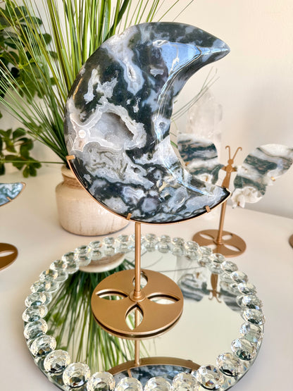 Moss Agate Moon | Growth • Balance • New Beginnings Crystal
