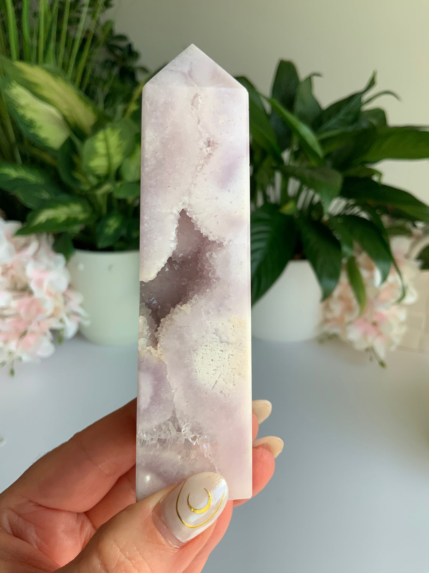 Lavender Pink Flower Agate Tower