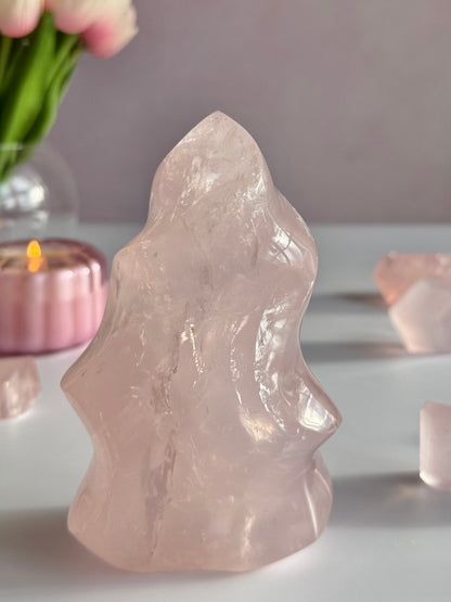 Rose Quartz Flame -J