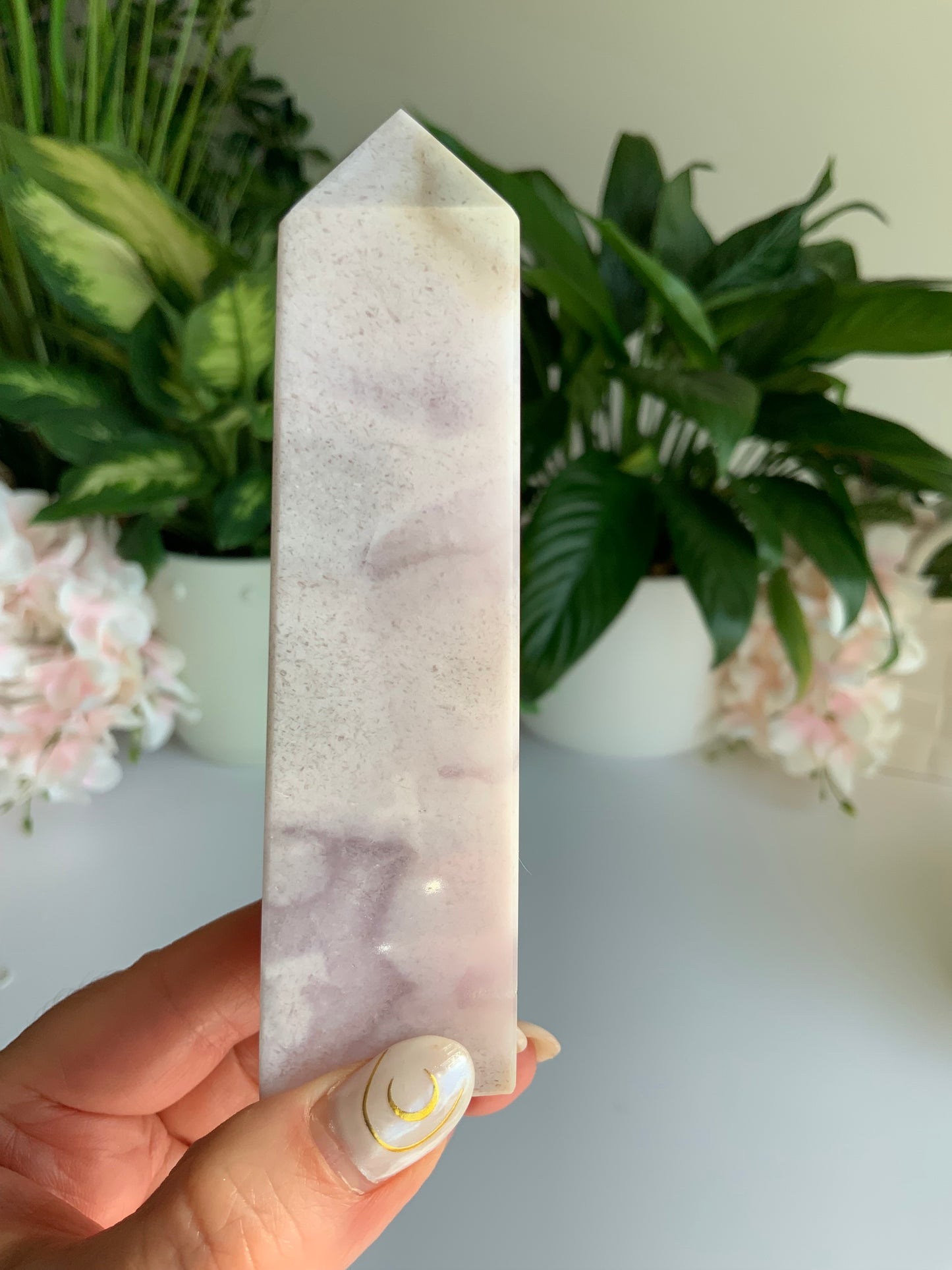 Lavender Pink Flower Agate Tower