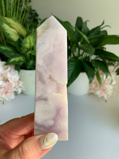 Lavender Pink Flower Agate Tower
