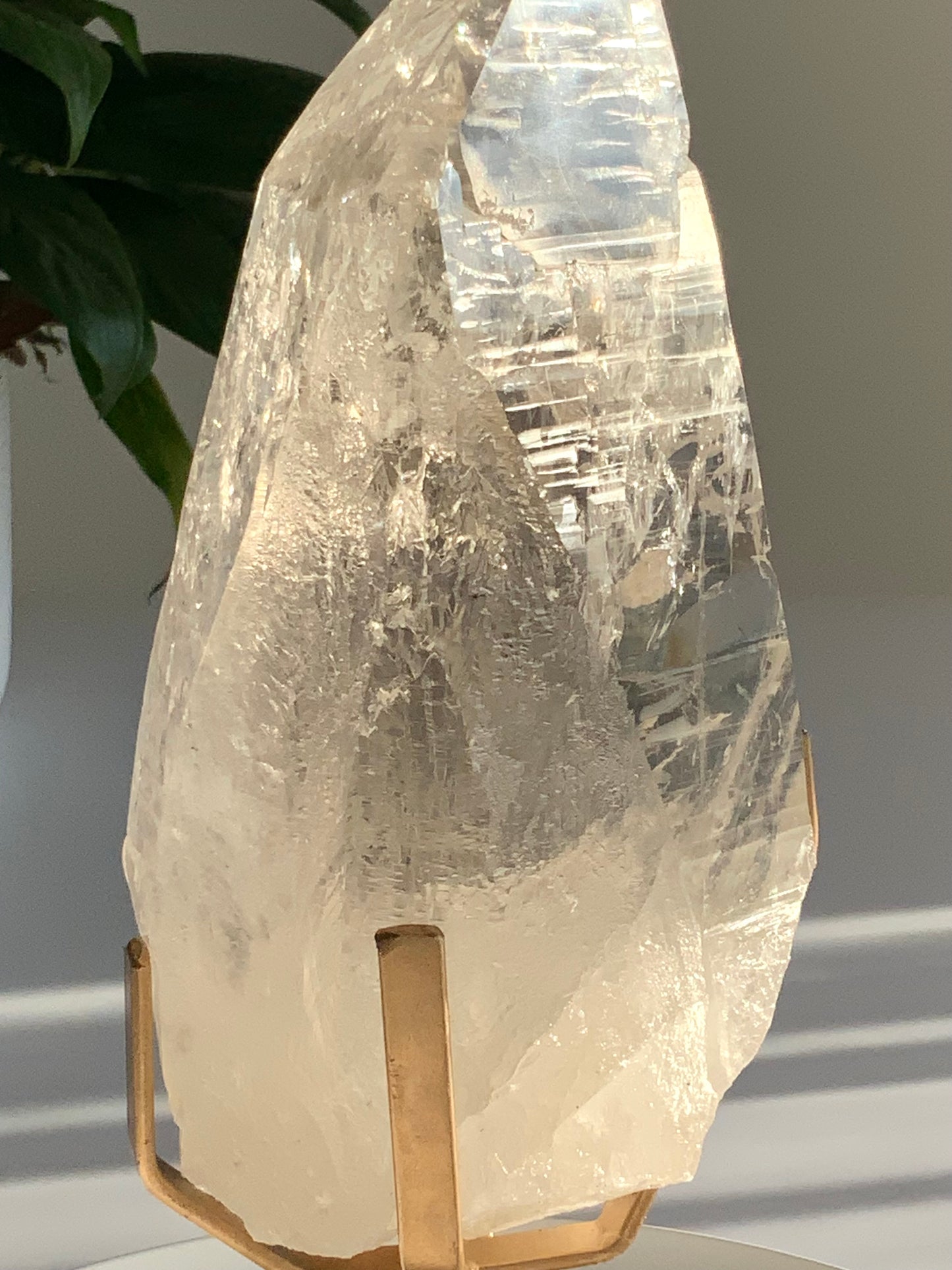 Light Citrine Quartz Tower – Self-Healed • Abundance & Renewal