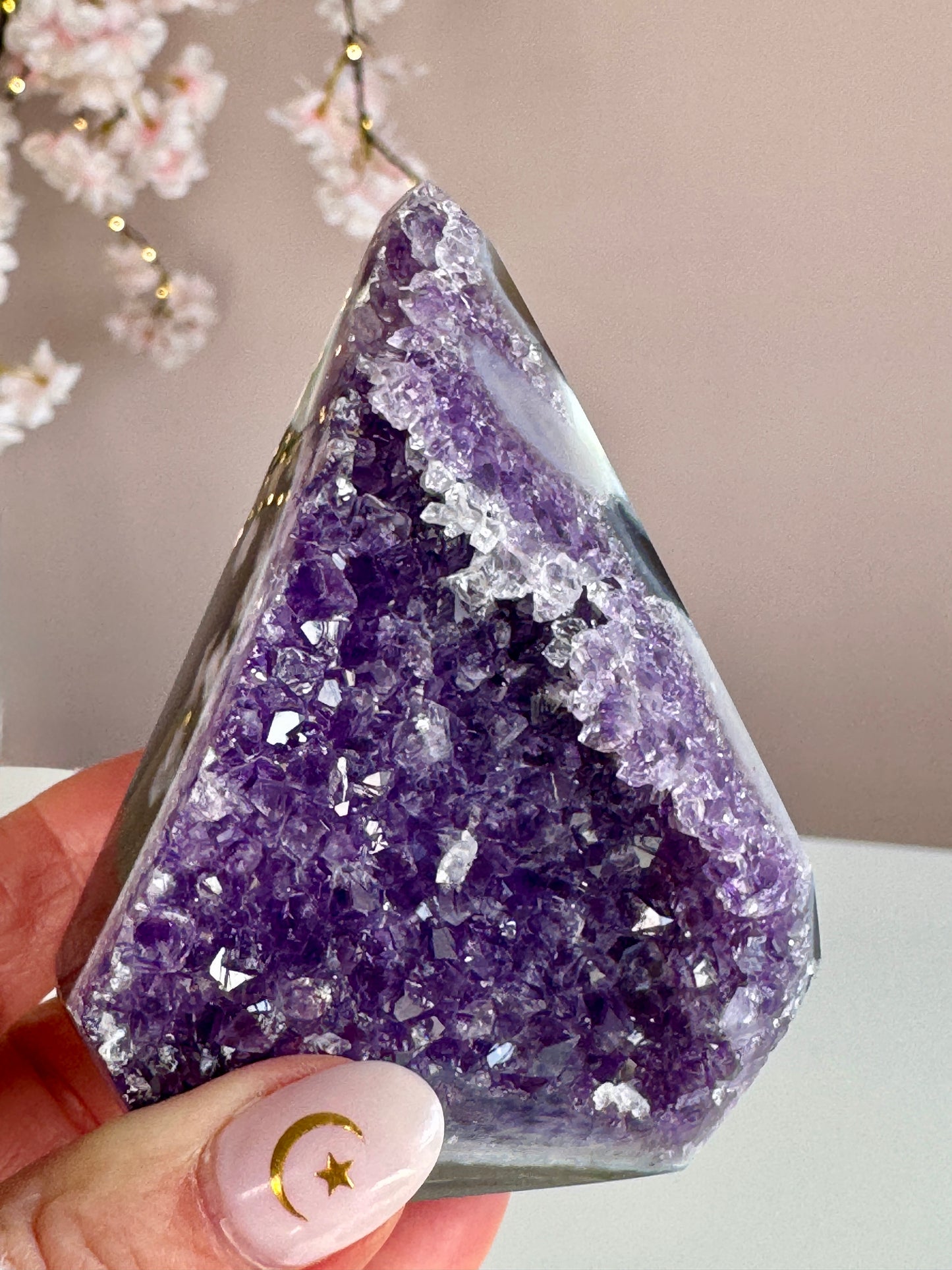 Amethyst Pyrmid