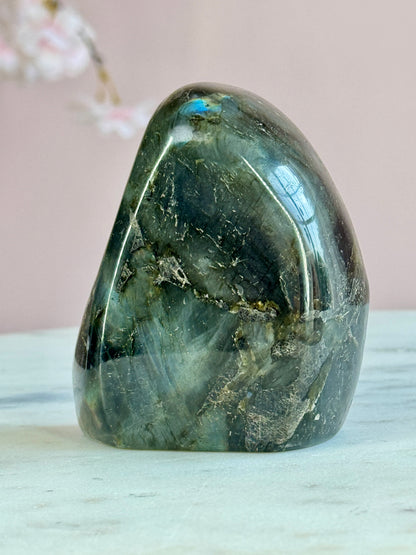 Labradorite Free-form (E)