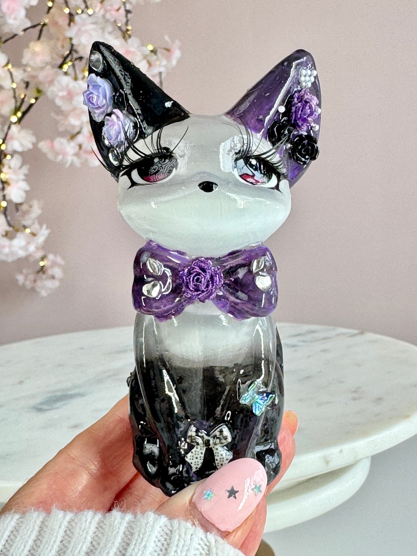 Hand Painted Satin Spar Luna Cat