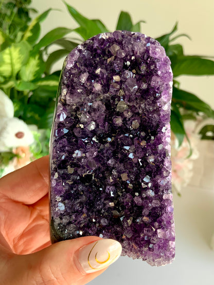 Uruguay Amethyst Cut Base — Peace | Calm | Intuition