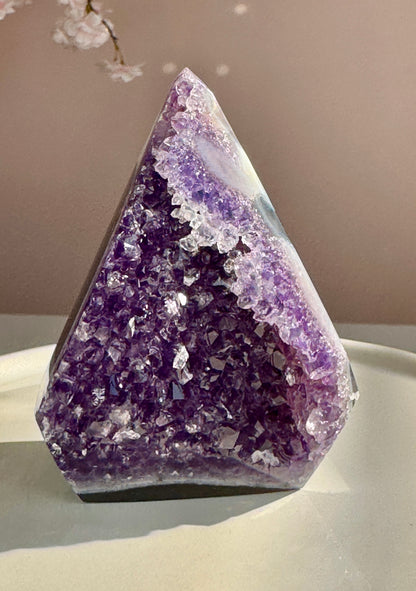 Amethyst Pyrmid