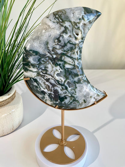 Beautiful Moss Agate Moon -03