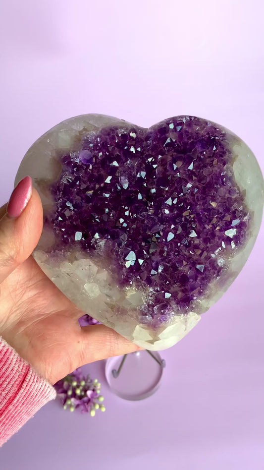 amethsyt heart