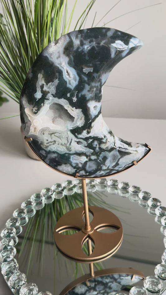 Moss Agate Moon | Growth • Balance • New Beginnings Crystal