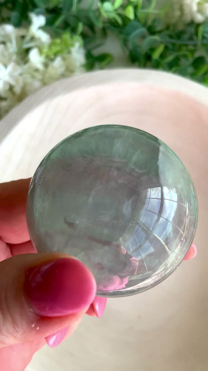 Flourite sphere